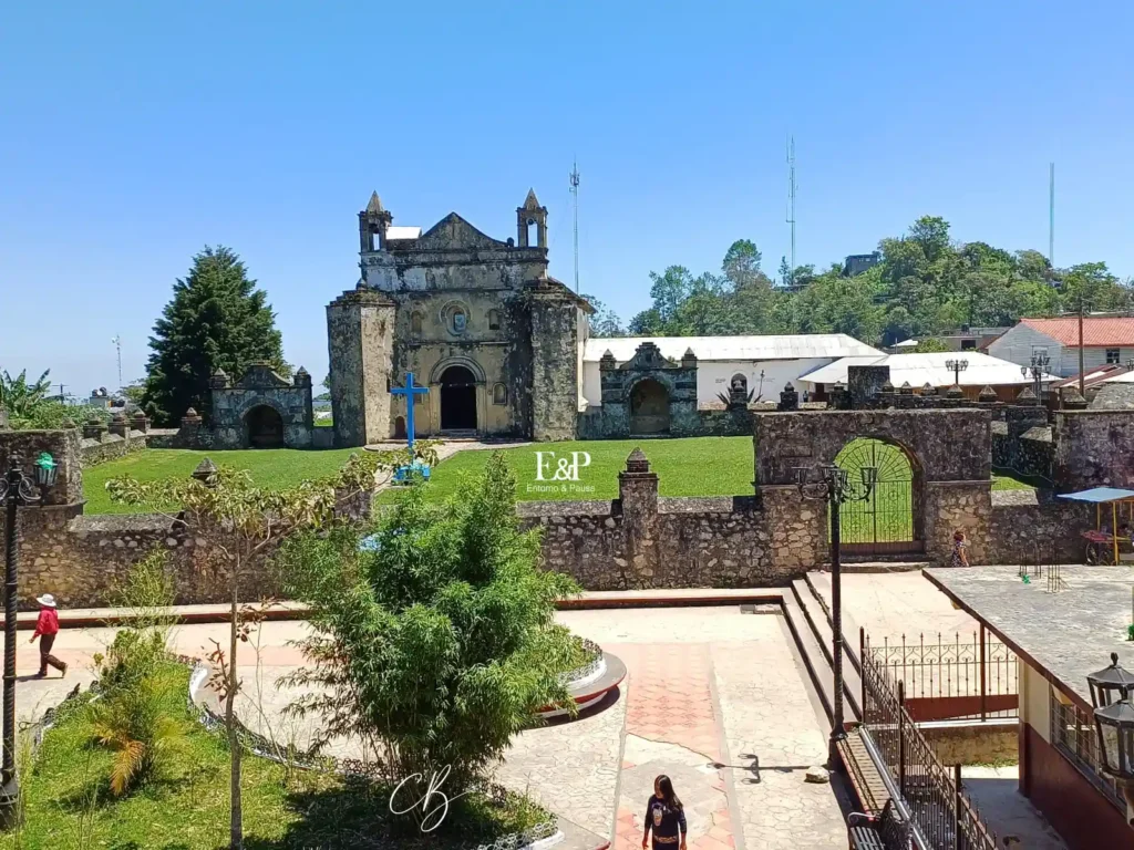 templo y parque con logo e&p